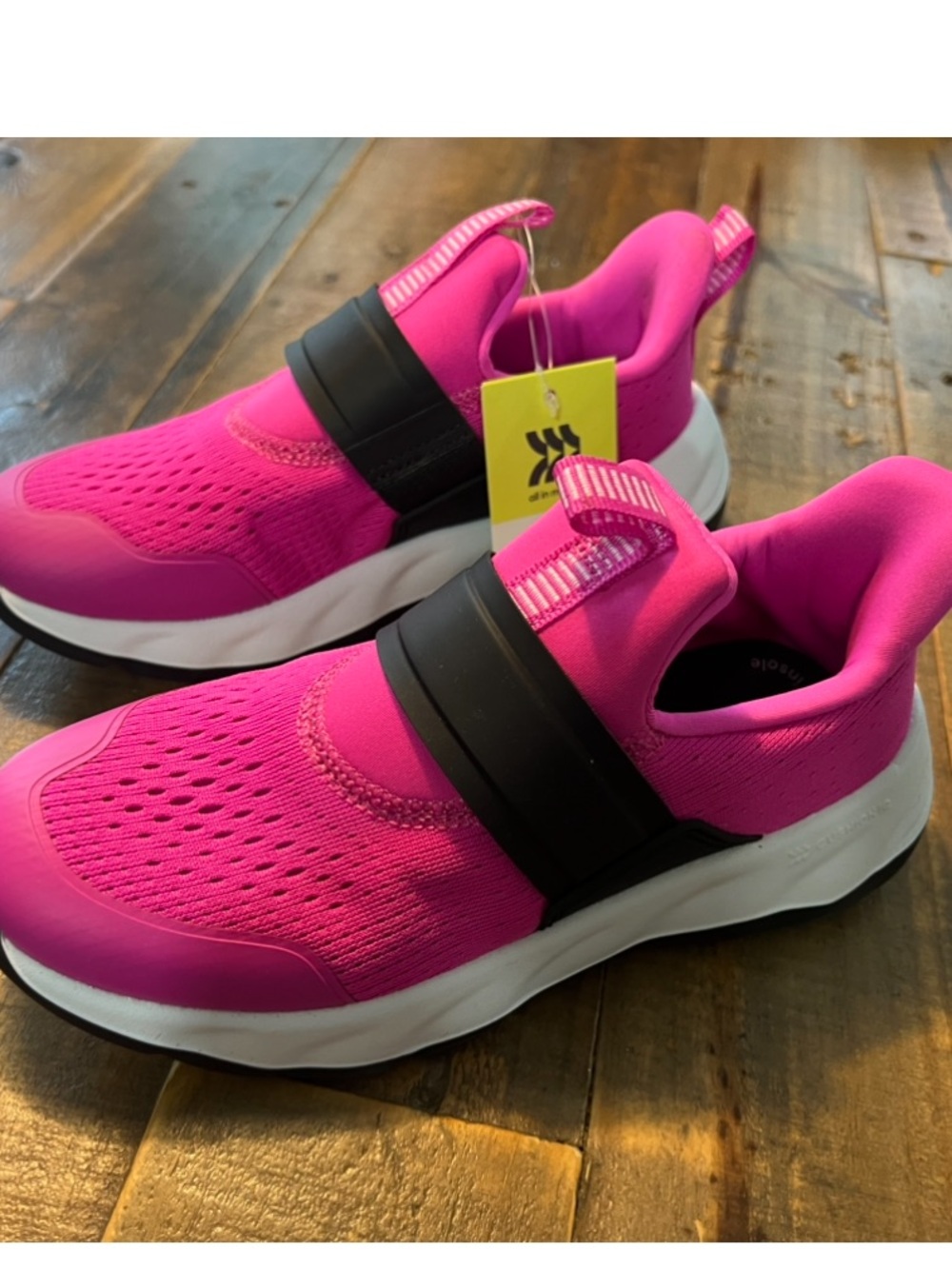 Bright pink girls All In Motion Slip On Sneakers size 1 new